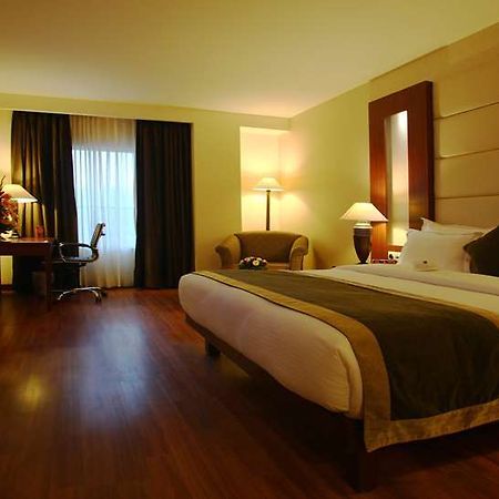 Continent Nakodar Hotel & Resorts Zimmer foto